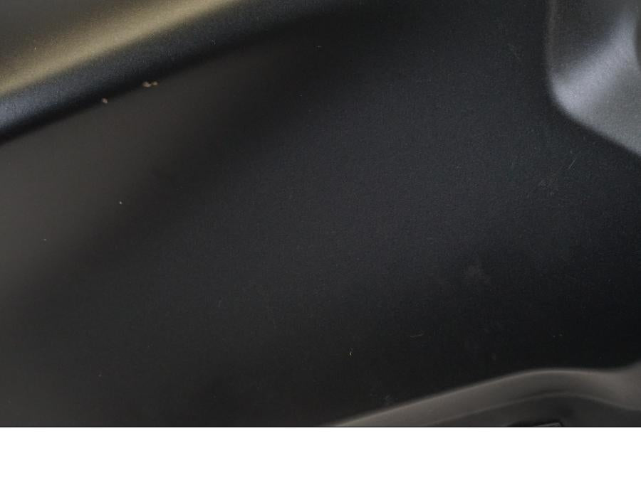 Snett uppifrån på Bensintank från en Honda CBR 650 R -2019 motorcykel.