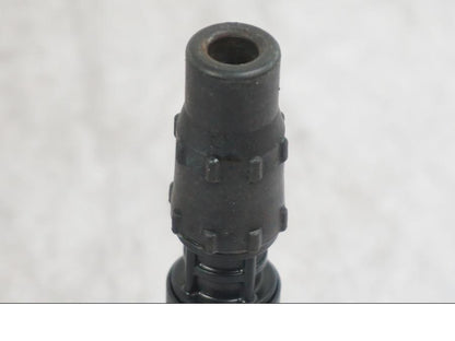 Höger sida på Tändspole från en Triumph Tiger -2009 motorcykel.