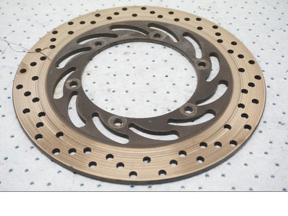 Framsidan på Bromsskiva från en Yamaha XVS 1100 -2000 motorcykel.