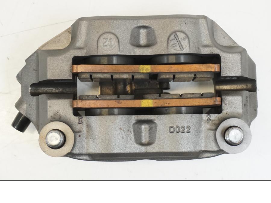 Extrabild1 på Bromsok från en Triumph Speed Triple -2021 motorcykel.