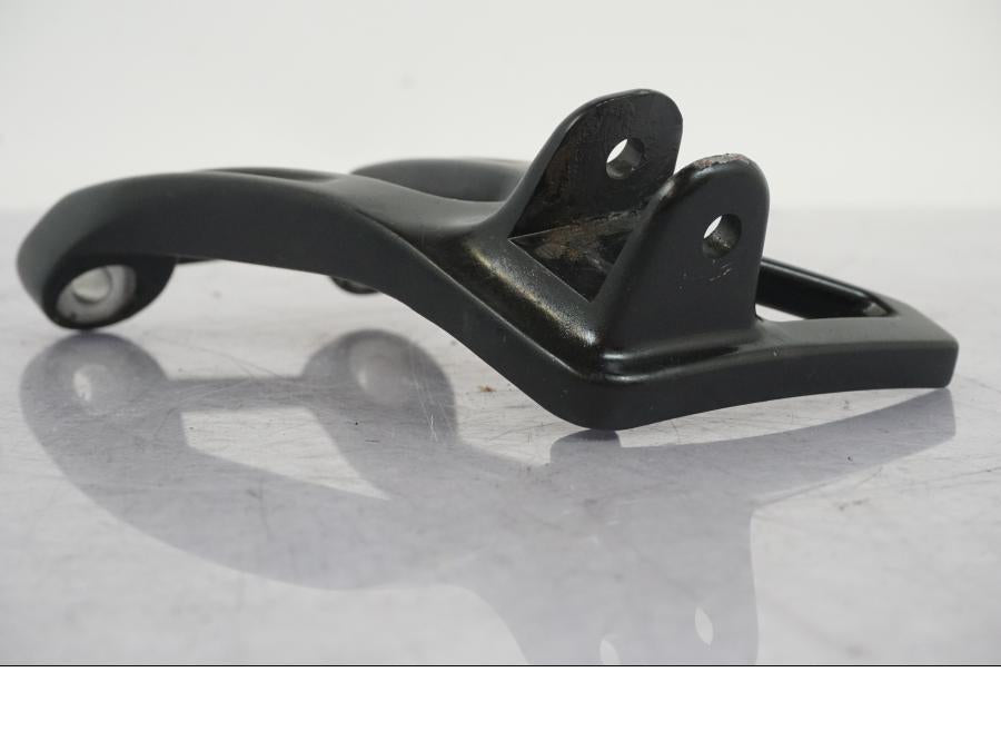 Baksidan på Fotpinnefäste från en Yamaha Tenere 700 -2022 motorcykel.