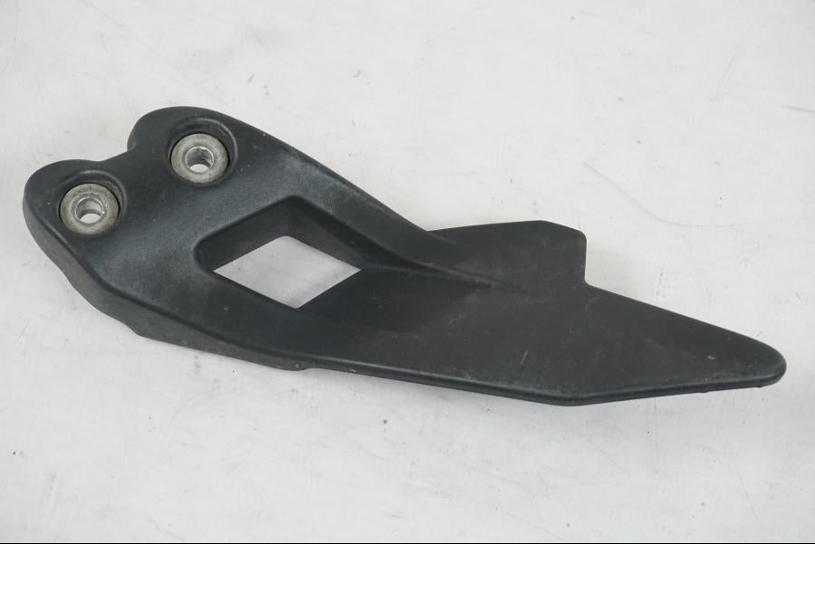 Höger sida på Hälskydd från en BMW F 800 GS -2008 motorcykel.