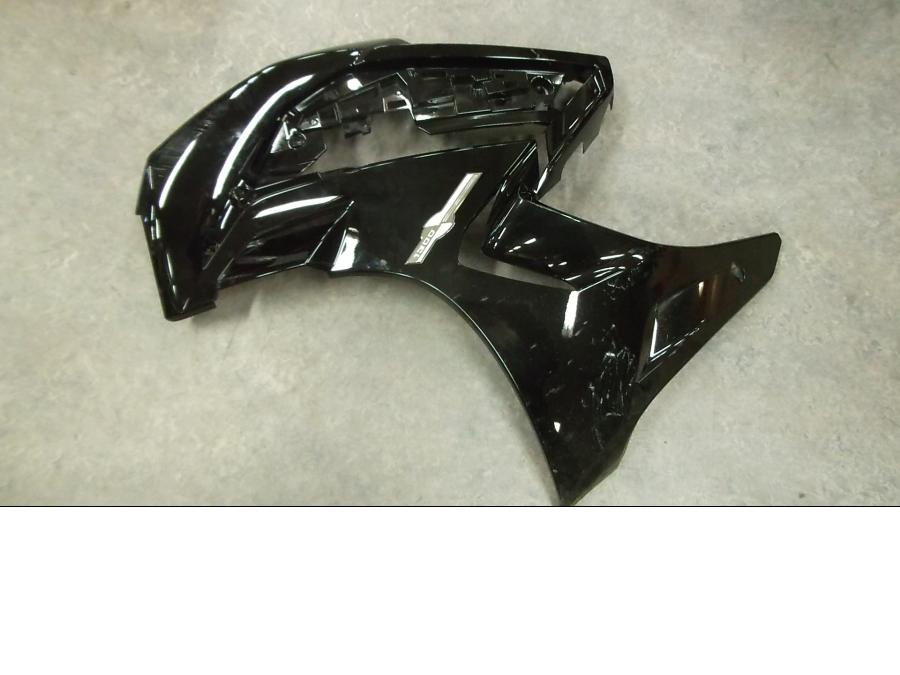 Framsidan på Sidkåpa från en Yamaha FJR 1300 -2015 motorcykel.