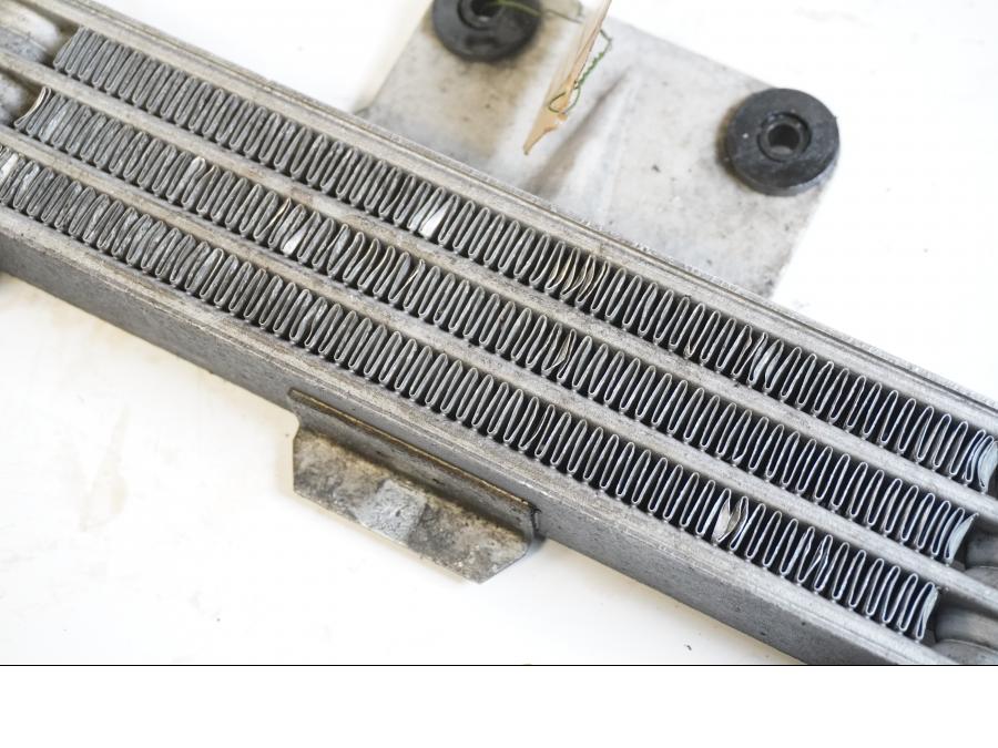 Baksidan på Oljekyl från en Suzuki GS 500 -2004 motorcykel.