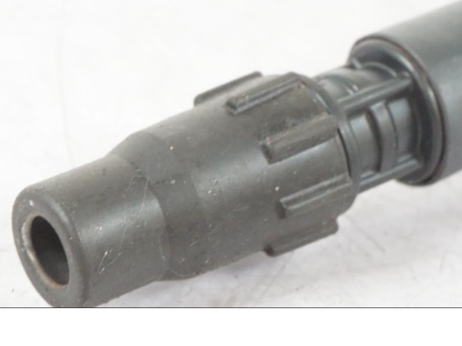 Vänster sida på Tändspole från en Suzuki GSX-R 750 -2007 motorcykel.