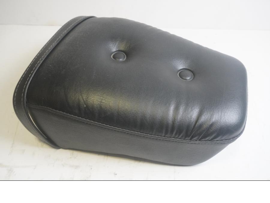 Baksidan på Sadel från en Yamaha XV 535 -1999 motorcykel.