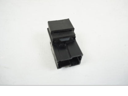 Framsidan på Relä från en Yamaha XJR 1300 -2007 motorcykel.