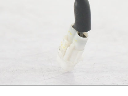 Vänster sida på ABS givare från en Yamaha MT-09 -2016 motorcykel.