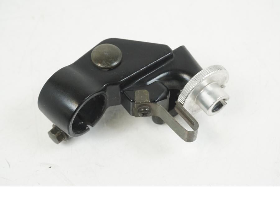 Framsidan på Kopplingsklo från en Yamaha YZF 1000 R1 -2006 motorcykel.