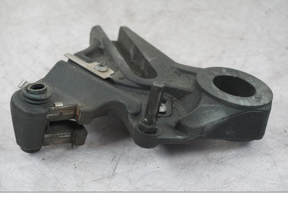 Vänster sida på Bromsoksfäste från en BMW S 1000 RR -2011 motorcykel.