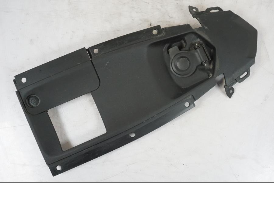 Framsidan på Undertail från en Yamaha MT-09 -2020 motorcykel.