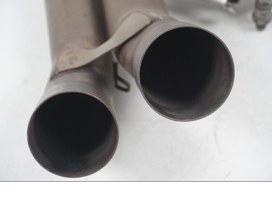 Extrabild6 på Mellanrör från en Ducati Hyperstrada -2013 motorcykel.