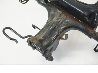 Baksidan på Toppkåpstag från en Honda NSR 125 -1991 motorcykel.