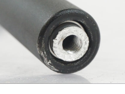 Extrabild1 på Styre från en KTM 1290 Super Duke R EVO -2023 motorcykel.