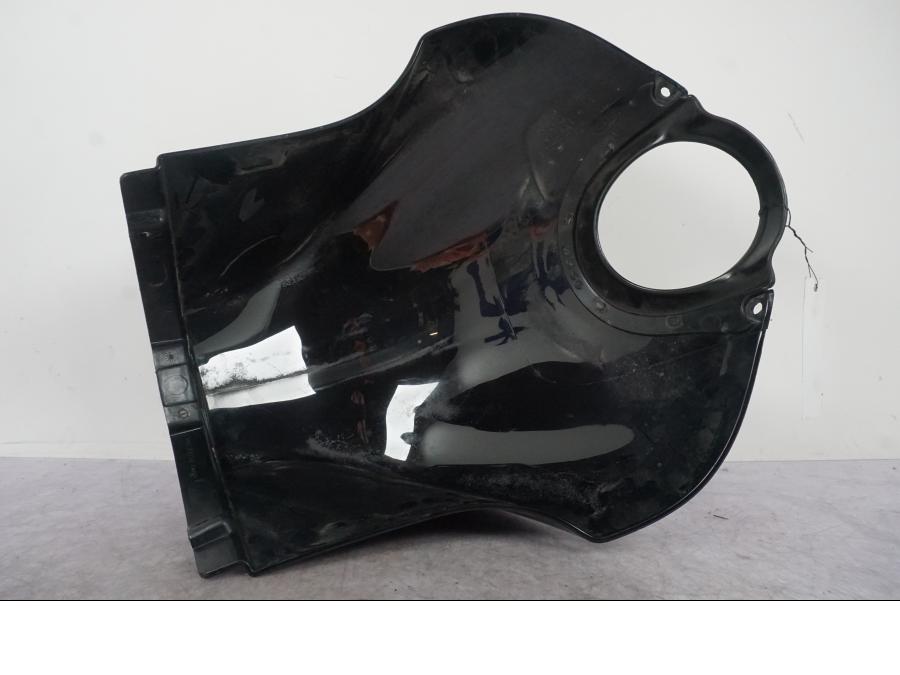 Extrabild3 på Bensintankskåpa från en Buell 1125 R -2008 motorcykel.