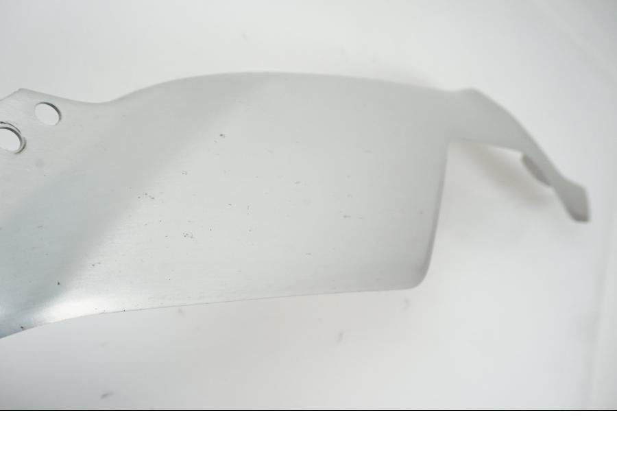 Extrabild2 på Värmeskydd från en Yamaha YZF-R7 -2022 motorcykel.