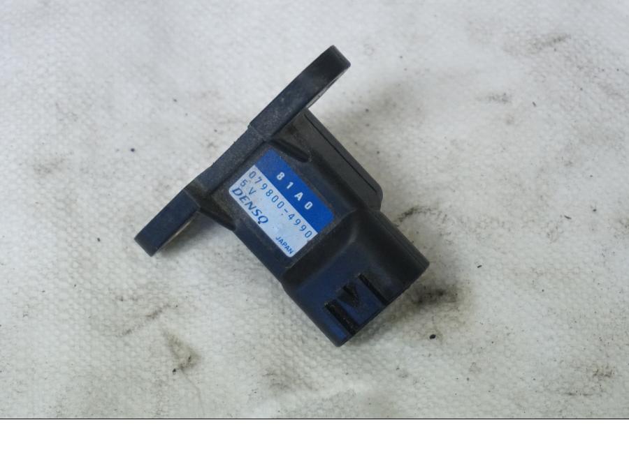 Framsidan på Mapsensor från en Suzuki GSX-R 750 -2001 motorcykel.