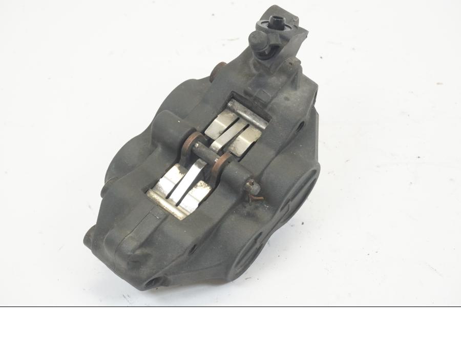 Vänster sida på Bromsok från en Triumph Rocket III -2007 motorcykel.