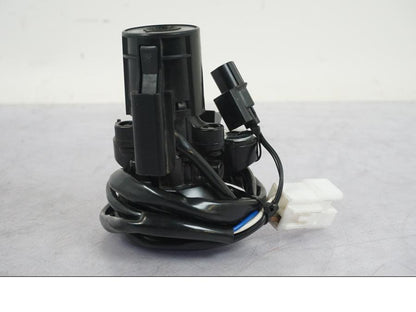 Snett nerifrån på Låssats från en Kawasaki Z 900 -2019 motorcykel.