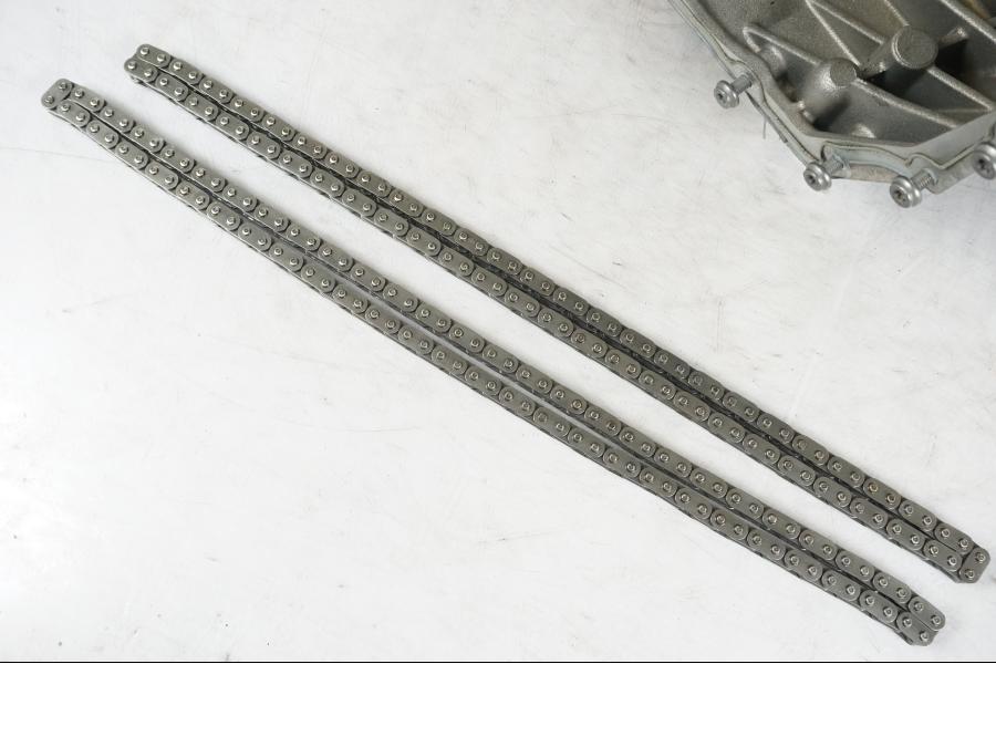 Baksidan på Motorblock från en BMW R 1200 GSA -2014 motorcykel.