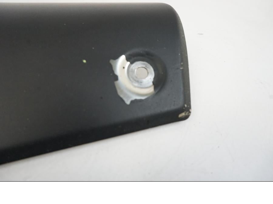 Vänster sida på Värmeskydd från en KTM 1290 Super Duke -2016 motorcykel.