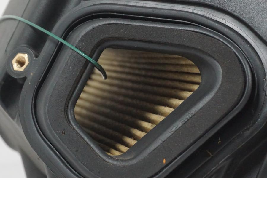 Extrabild3 på Luftburk från en MV Agusta Dragster -2014 motorcykel.