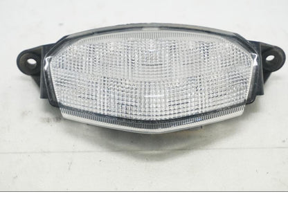 Framsidan på Baklampa från en Kawasaki Versys 650 -2008 motorcykel.