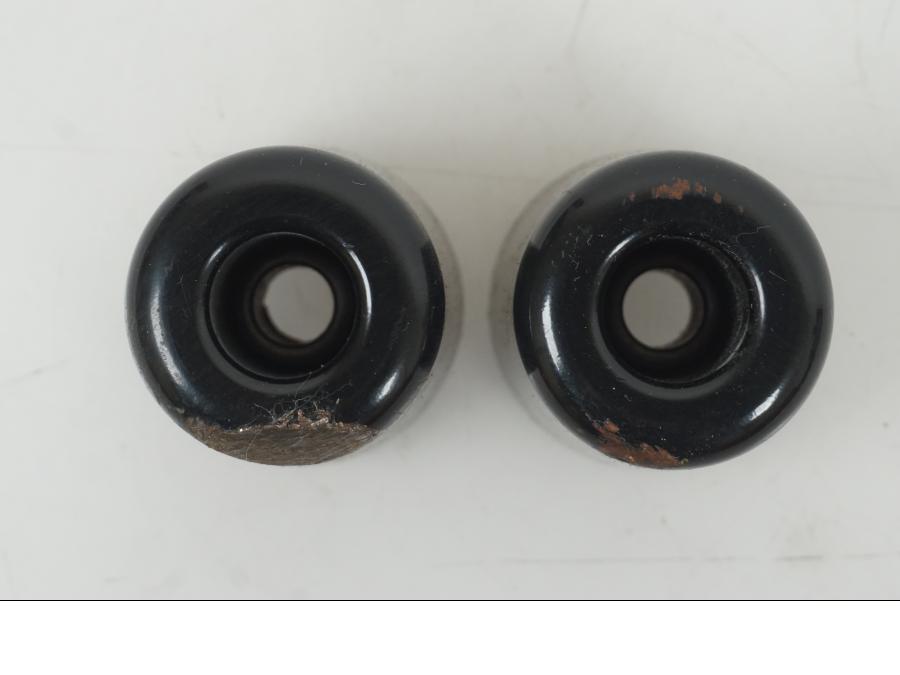 Vänster sida på Styrvikt från en Kawasaki Z 125 -2023 motorcykel.