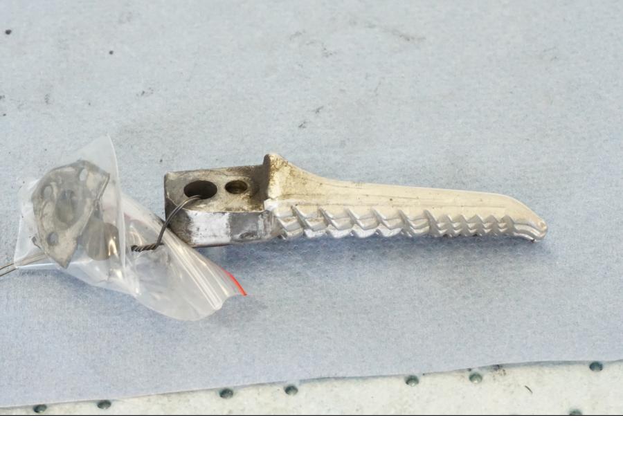 Extrabild1 på Fotpinne från en Suzuki GSX 1300 BK -2008 motorcykel.