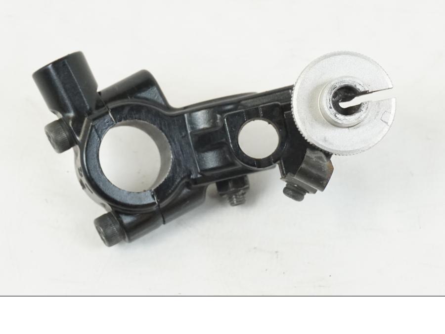 Höger sida på Kopplingsklo från en Triumph Speed Triple -2008 motorcykel.