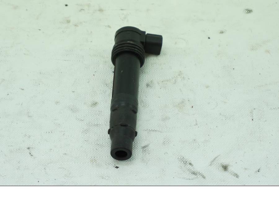 Framsidan på Tändspole från en Kawasaki ZX-6R -2004 motorcykel.