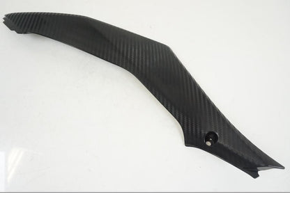 Framsidan på Tankkåpa från en Suzuki GSX-R 1000 -2007 motorcykel.