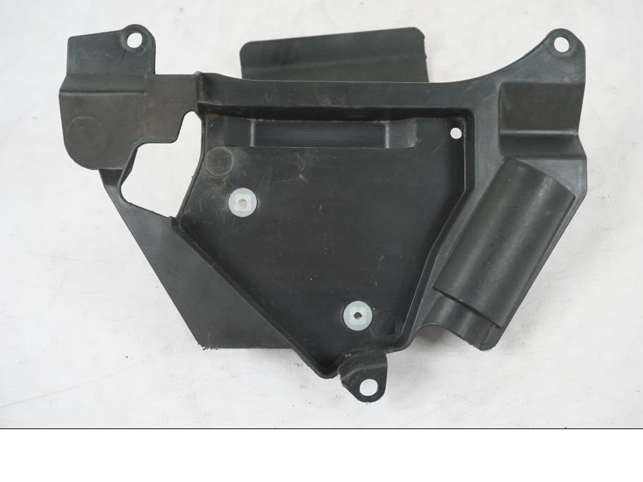 Höger sida på CDI / ECU från en Yamaha XVS 1100 -2004 motorcykel.