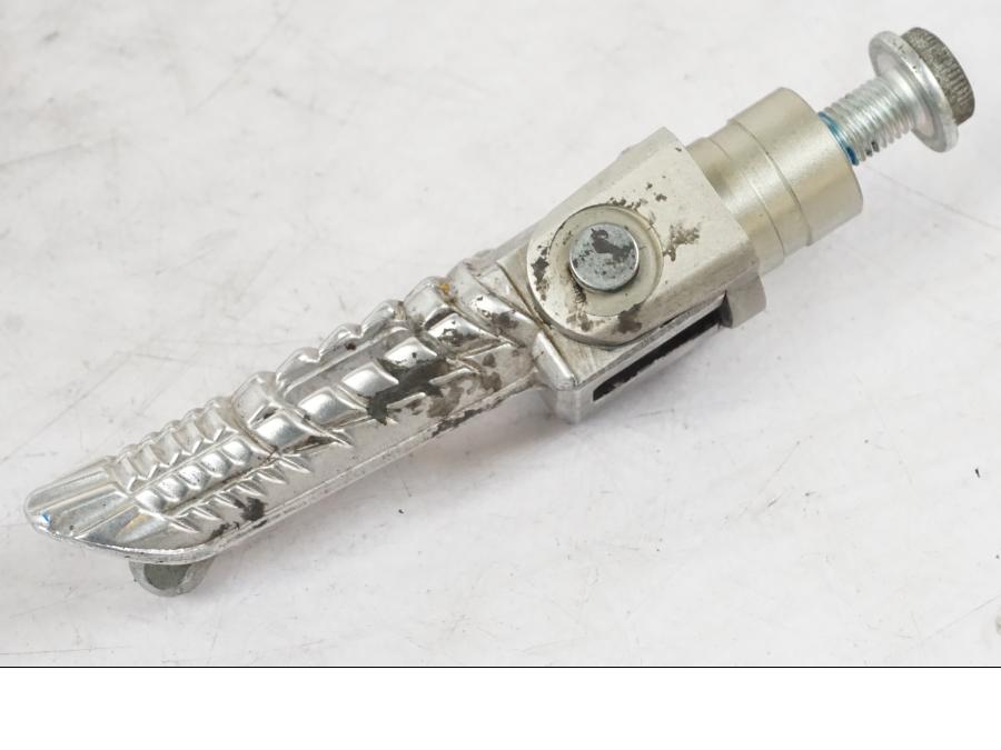 Snett uppifrån på Fotpinne från en Suzuki GSX-R 600 -2007 motorcykel.