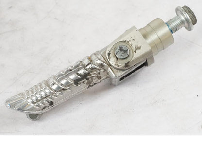 Snett uppifrån på Fotpinne från en Suzuki GSX-R 600 -2007 motorcykel.