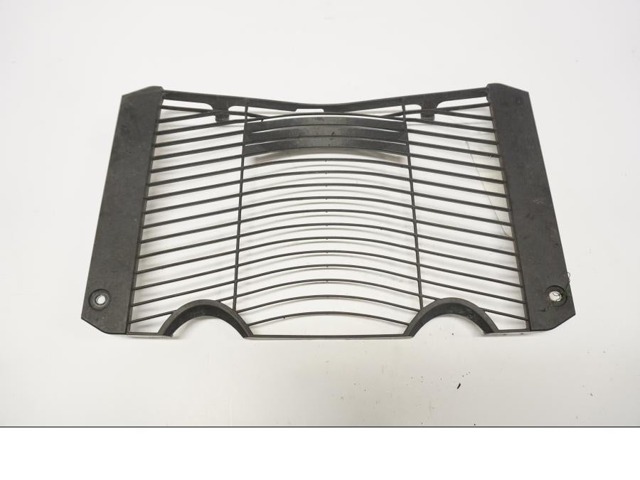 Framsidan på Vattenkylgaller från en Yamaha FZ1-SA -2007 motorcykel.