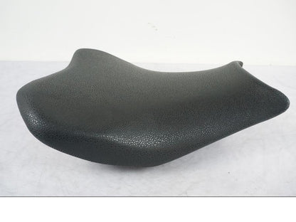 Baksidan på Sadel från en Kawasaki Z 900 -2019 motorcykel.