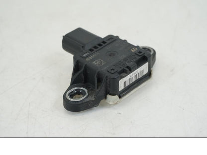 Baksidan på Tilt Sensor från en Ducati Streetfighter V4 -2020 motorcykel.