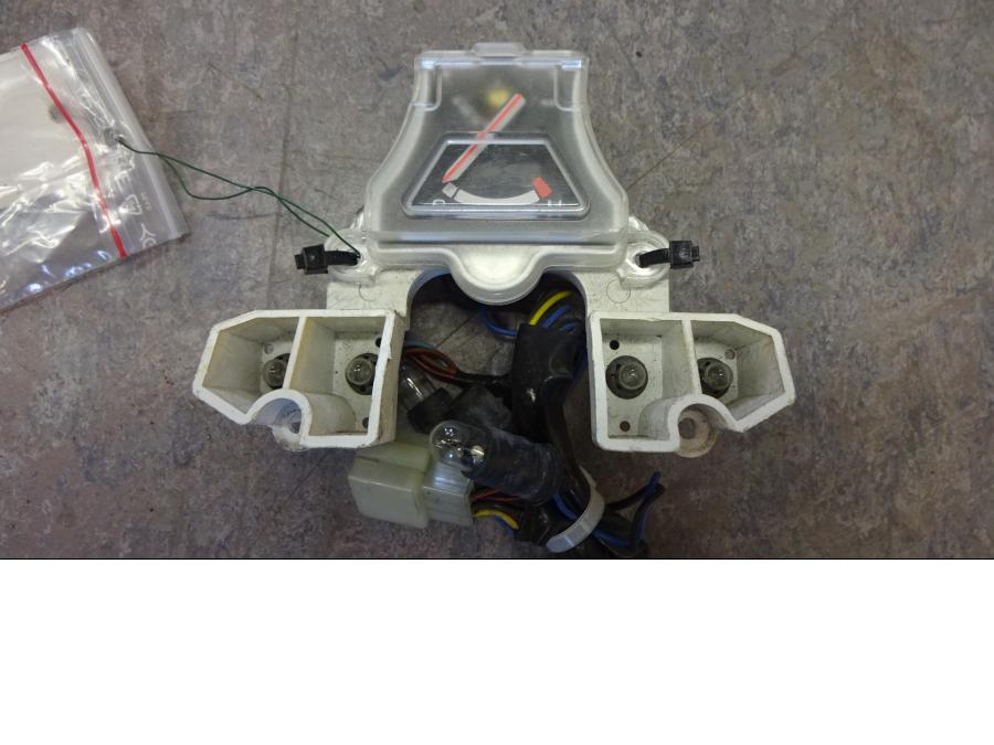 Framsidan på Instrumentpanel från en Yamaha TZR 125 -1990 motorcykel.