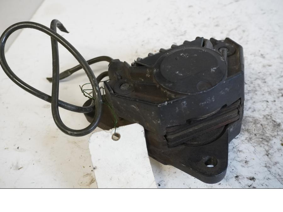 Baksidan på Bromsok från en BMW K 75 -1991 motorcykel.