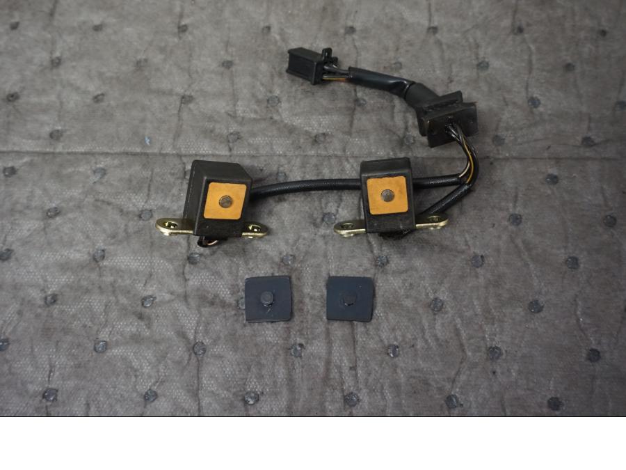 Framsidan på Tändpickup från en Kawasaki VN 1500 Mean Streak -2003 motorcykel.