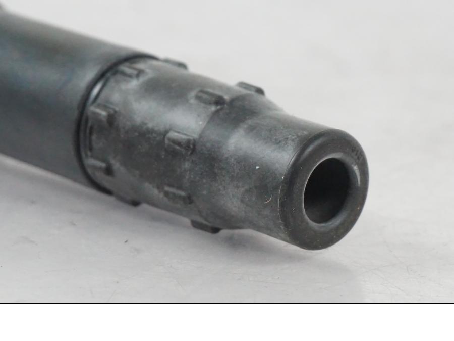 Höger sida på Tändspole från en Kawasaki ER-6N ABS -2010 motorcykel.