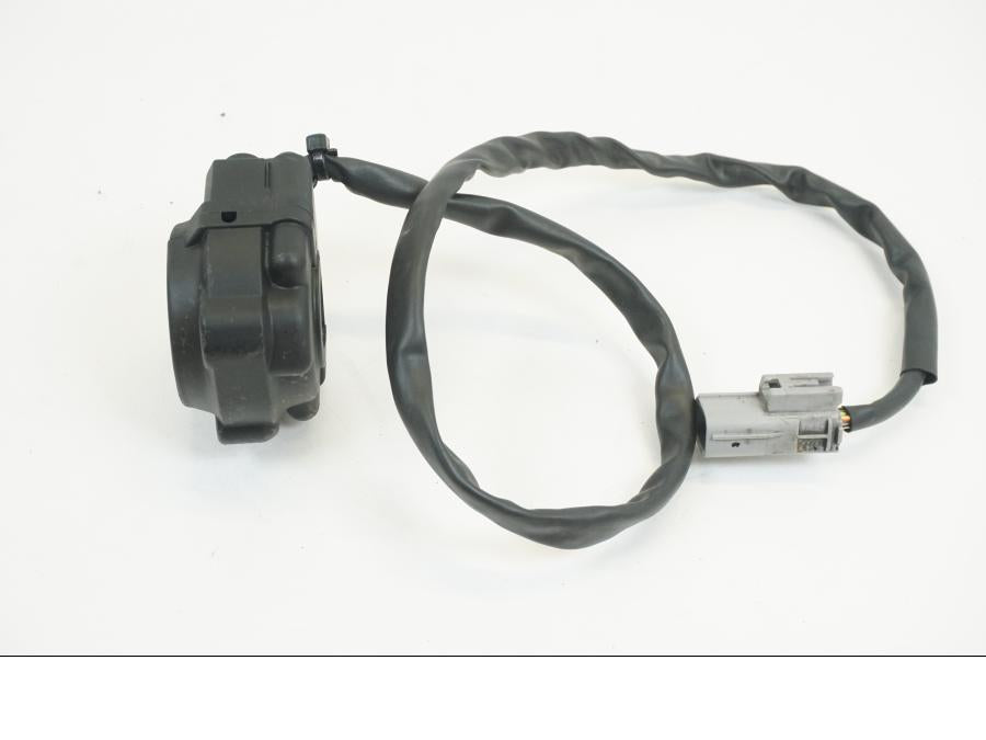 Höger sida på Styrelreglage från en Ducati Supersport 939 -2020 motorcykel.