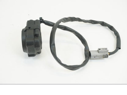 Höger sida på Styrelreglage från en Ducati Supersport 939 -2020 motorcykel.