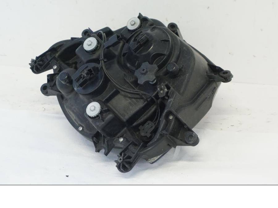 Vänster sida på Strålkastare från en Suzuki GSX-R 1000 -2006 motorcykel.