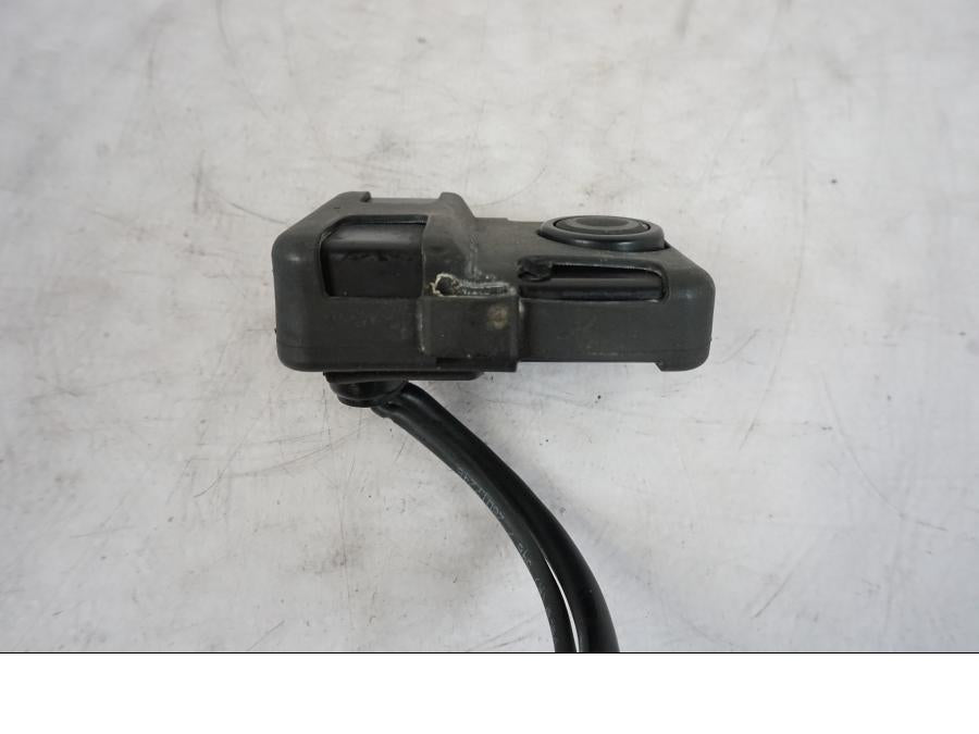 Vänster sida på CDI / ECU från en KTM 1290 Super Duke R -2021 motorcykel.