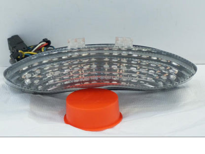 Höger sida på Baklampa från en Triumph Daytona 675 -2010 motorcykel.