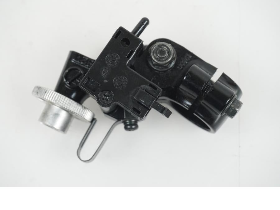 Vänster sida på Kopplingsklo från en Suzuki GSX-R 750 -2009 motorcykel.