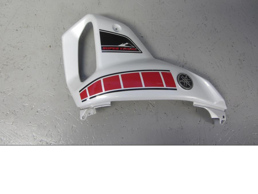 Framsidan på Sidkåpa från en Yamaha XT 1200 Z -2012 motorcykel.