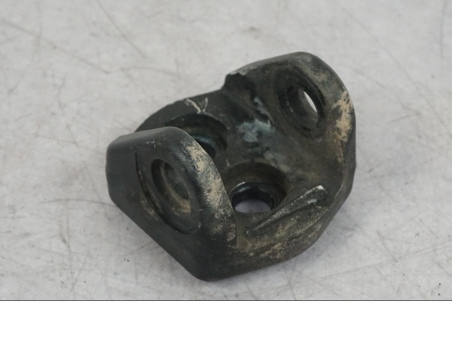 Baksidan på Fotpinnefäste från en KTM 1290 Super Adventure R -2018 motorcykel.